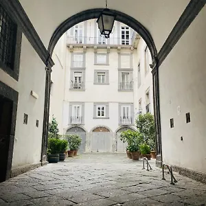 miluaur-spaccanapoli.hotels-amalfi.com/