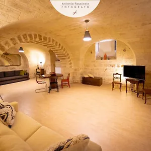 https://antica-dimora-lombardi-2.barihotels.org