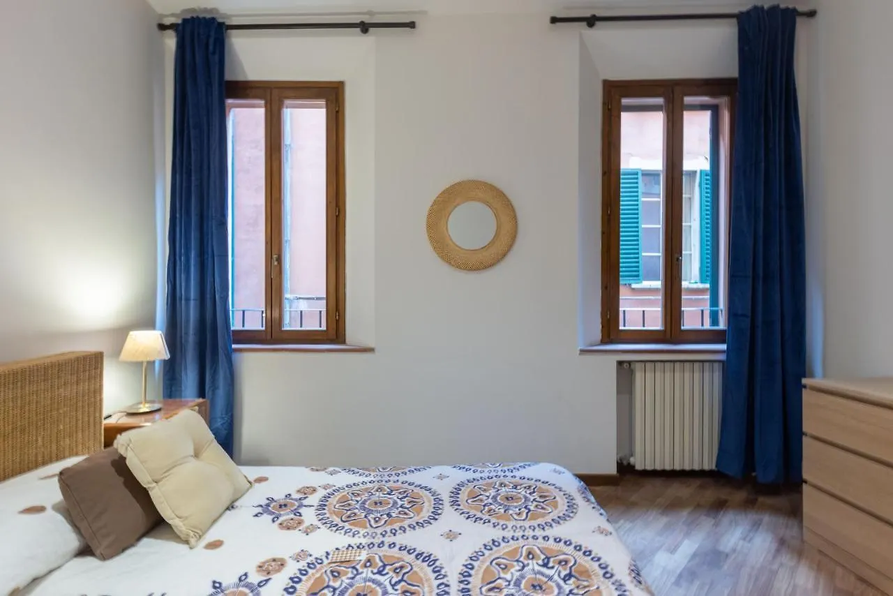 Modi, Bologna By Short Holidays 0*,  Włochy